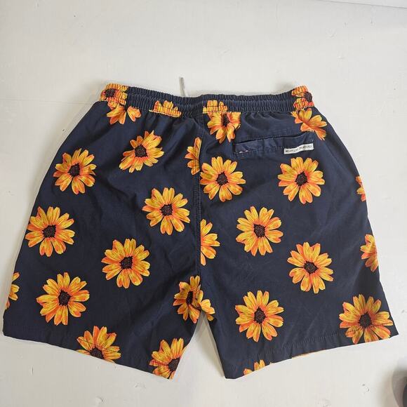Public Art Daisy Swim Shorts Men Medium 6in inseam Navy Blue - Picture 9 of 9